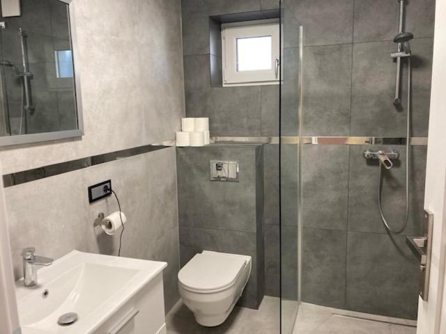Guest House Устка Екстериор снимка